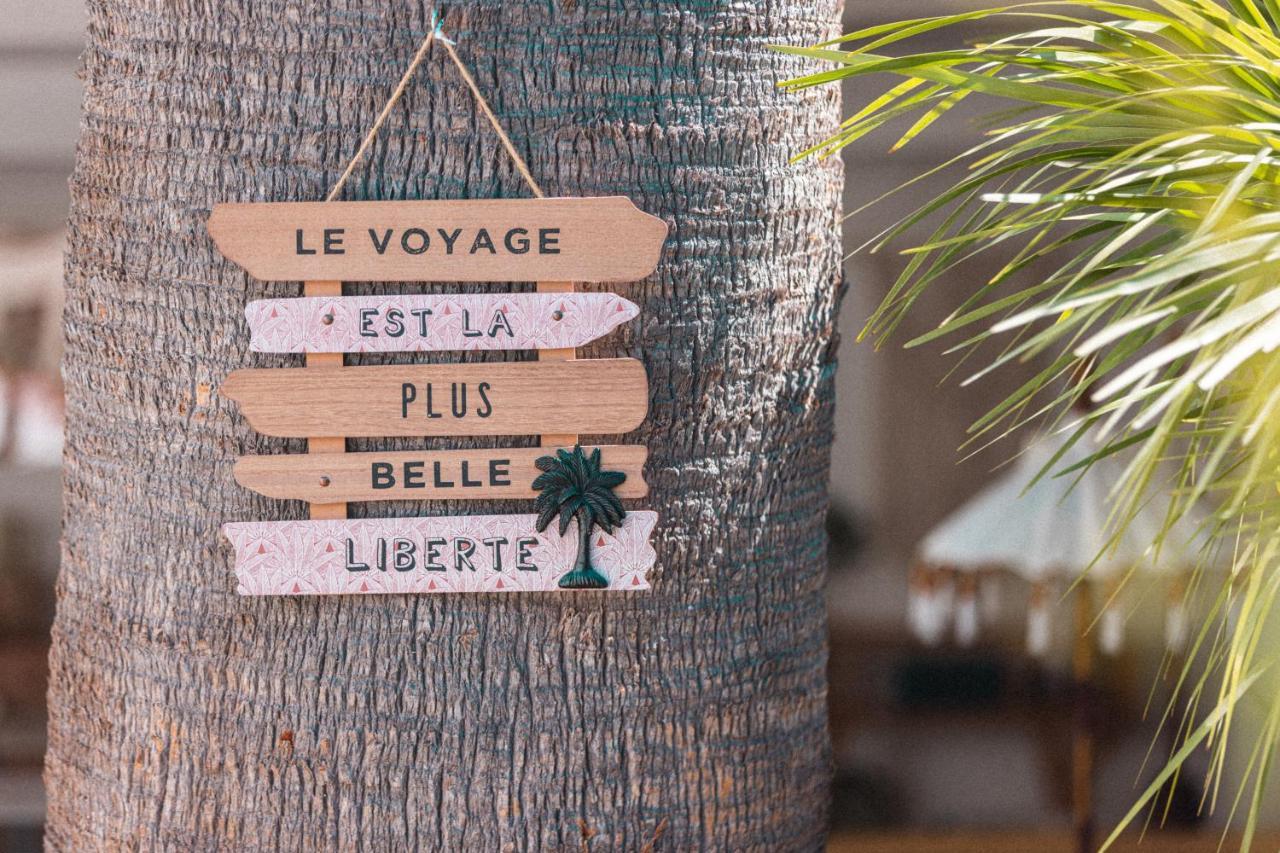 Hotel La Villa Juan Beach Екстериор снимка