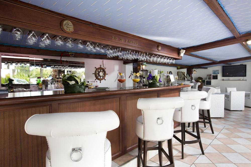 Hotel La Villa Juan Beach Екстериор снимка